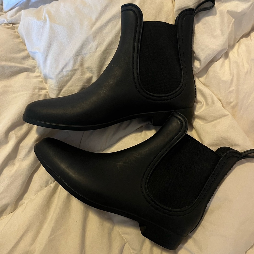 Black Chelsea Boots Jeffrey Campbell rain boot size8